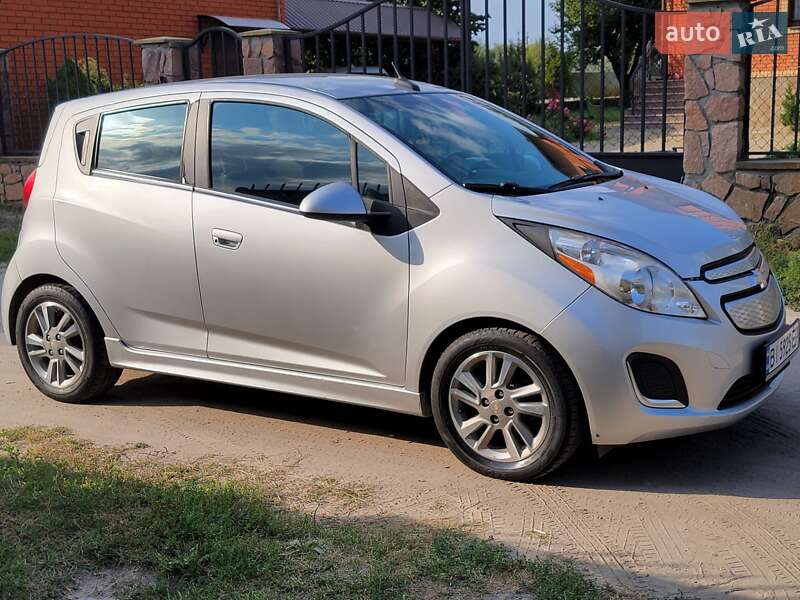 Хэтчбек Chevrolet Spark 2015 в Кременчуге фото 4 Хэтчбек Chevrolet Spark 2015 в Кременчуге