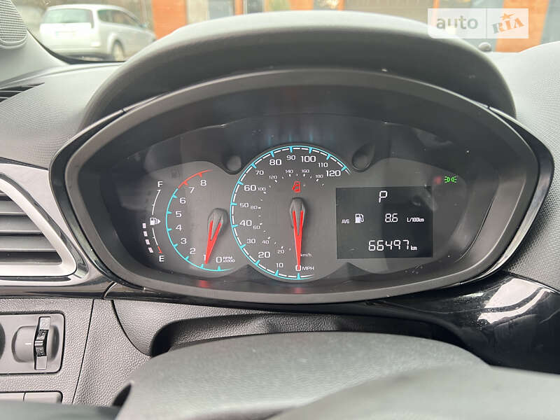 Хэтчбек Chevrolet Spark 2018 в Днепре
