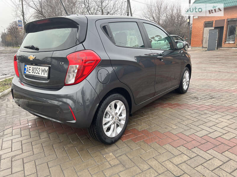 Хэтчбек Chevrolet Spark 2018 в Днепре
