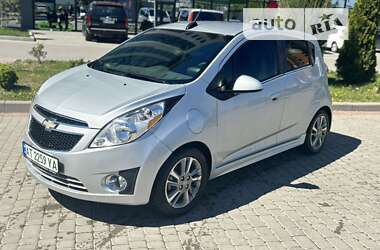 Хэтчбек Chevrolet Spark 2016 в Ивано-Франковске