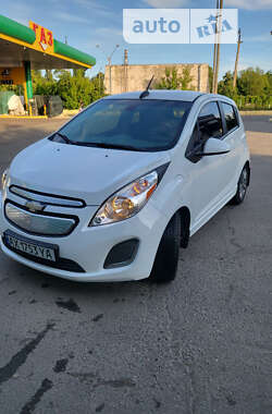 Хетчбек Chevrolet Spark 2015 в Харкові