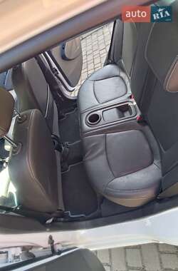 Хетчбек Chevrolet Spark 2015 в 