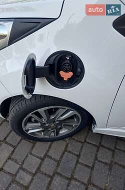 Хетчбек Chevrolet Spark 2015 в 