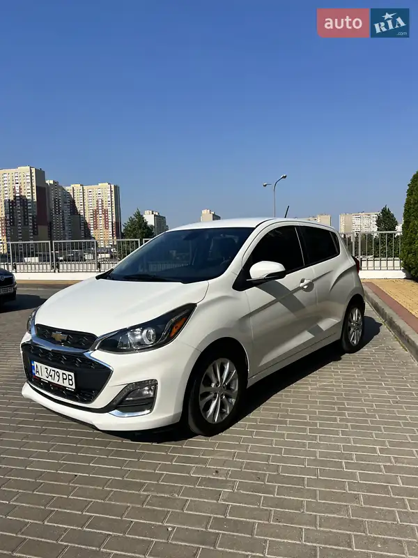 Хэтчбек Chevrolet Spark 2019 в 