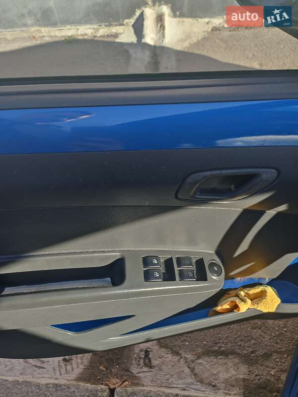 Хэтчбек Chevrolet Spark 2010 в Киеве