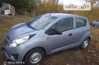 Хэтчбек Chevrolet Spark 2010 в Близнюках