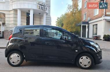 Хэтчбек Chevrolet Spark 2013 в Полтаве