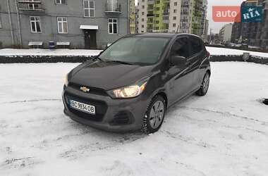 Хетчбек Chevrolet Spark 2016 в Львові