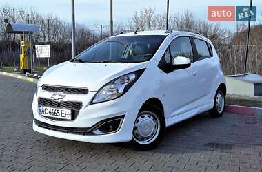 Хетчбек Chevrolet Spark 2013 в 