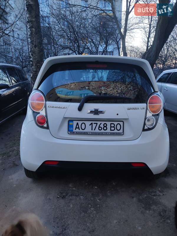 Хетчбек Chevrolet Spark 2012 в Луцьку