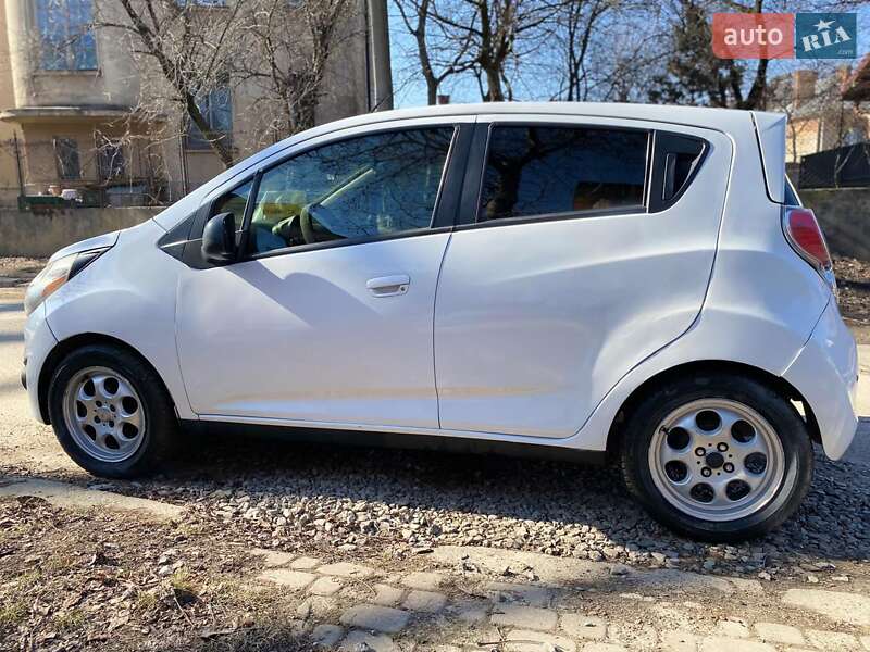 Хэтчбек Chevrolet Spark 2013 в Ивано-Франковске фото 4 Хэтчбек Chevrolet Spark 2013 в Ивано-Франковске