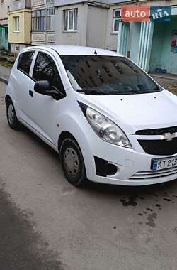 Хэтчбек Chevrolet Spark 2010 в Ивано-Франковске