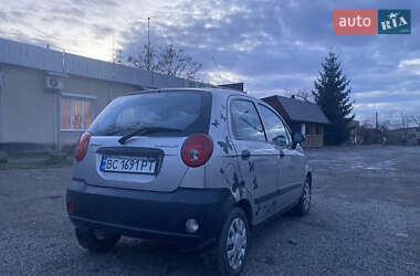Хэтчбек Chevrolet Spark 2006 в 