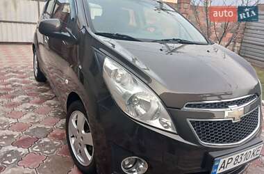 Хэтчбек Chevrolet Spark 2012 в 