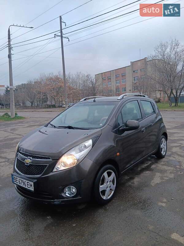 Chevrolet Spark 2011