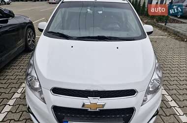 Хэтчбек Chevrolet Spark 2021 в 