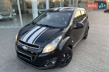 Хэтчбек Chevrolet Spark 2013 в 