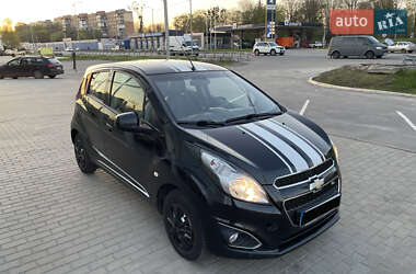 Хэтчбек Chevrolet Spark 2013 в 