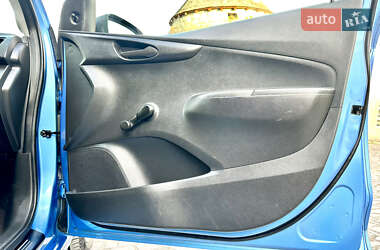 Хэтчбек Chevrolet Spark 2016 в 