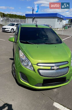 Хэтчбек Chevrolet Spark 2014 в 