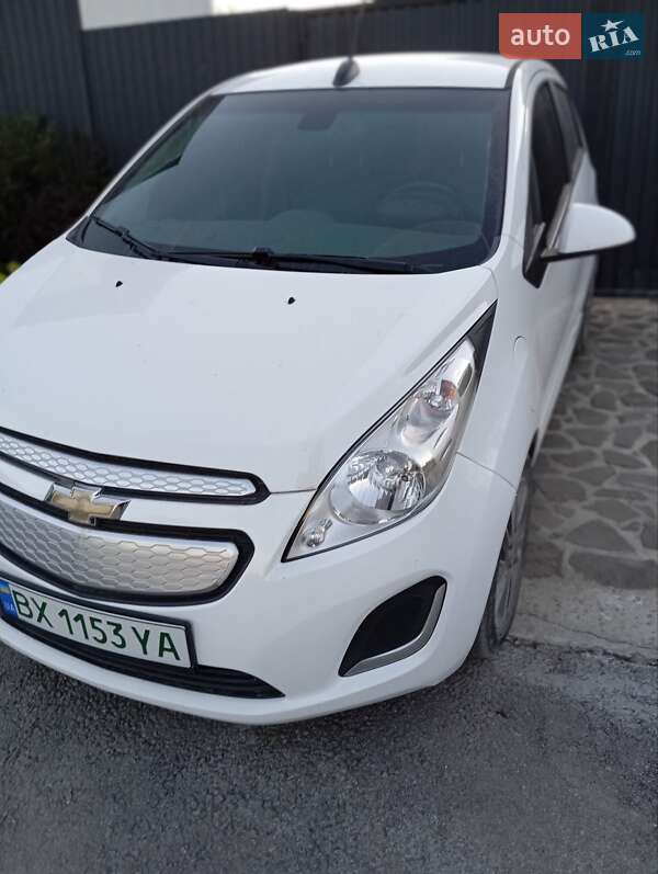 Chevrolet Spark 2015
