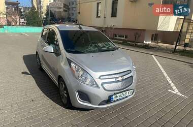 Хетчбек Chevrolet Spark 2015 в Одесі