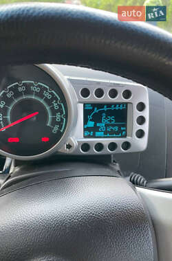 Хетчбек Chevrolet Spark 2011 в 