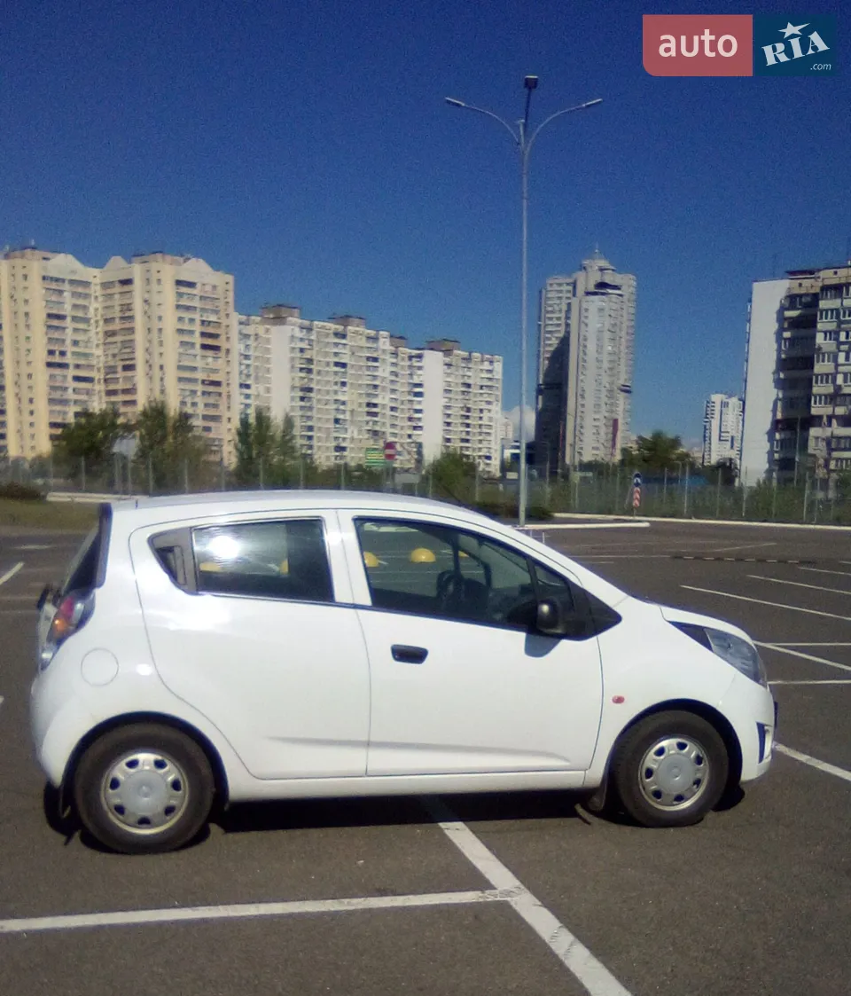 2011 Chevrolet Spark - мініатюра 31