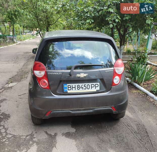 Хэтчбек Chevrolet Spark 2014 в Арцизе