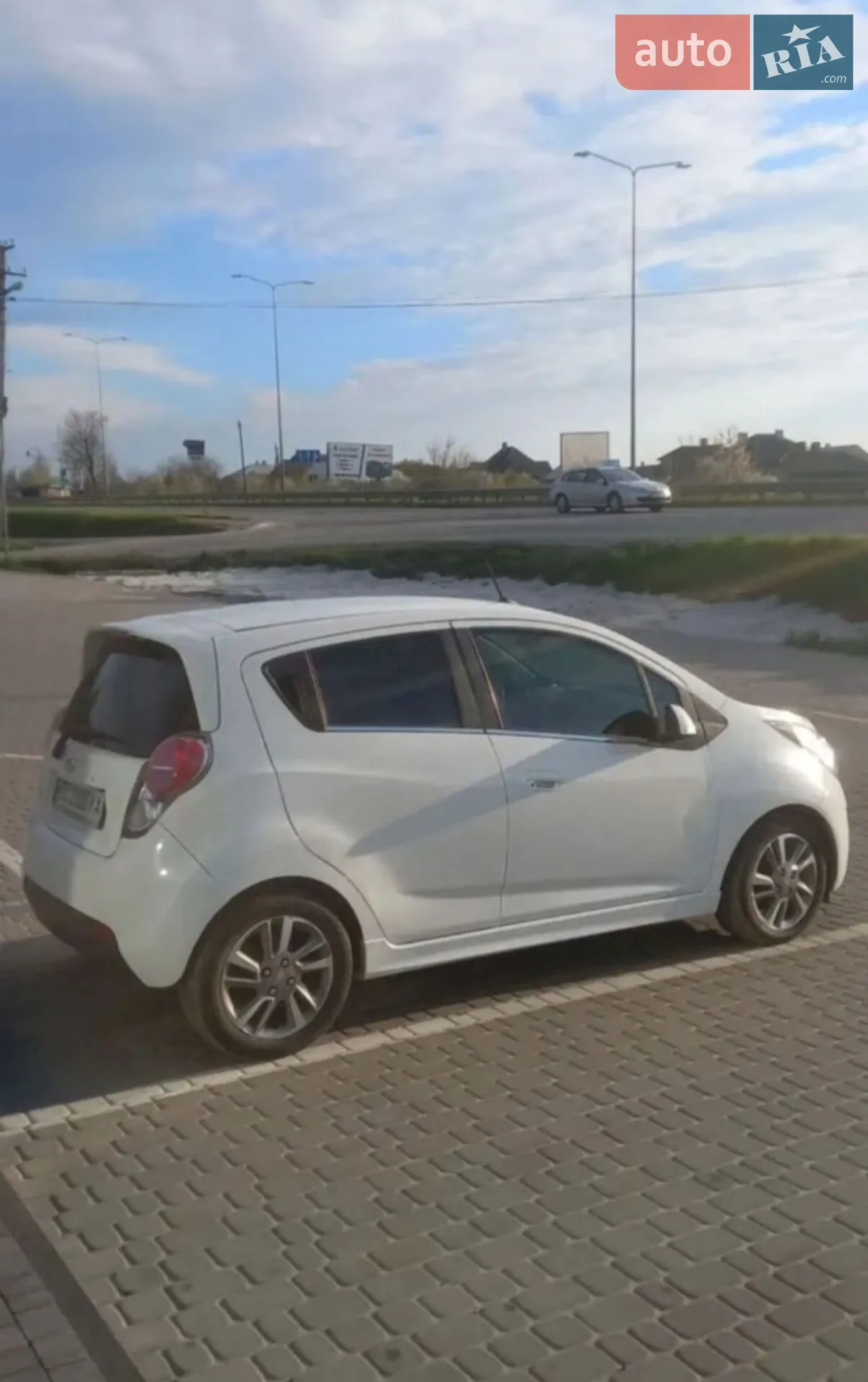 2016 Chevrolet Spark - мініатюра 9