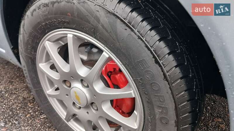 Хэтчбек Chevrolet Spark 2010 в Вишневом фото 10 Хэтчбек Chevrolet Spark 2010 в Вишневом