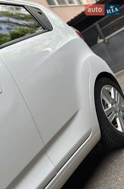 Хэтчбек Chevrolet Spark 2012 в 