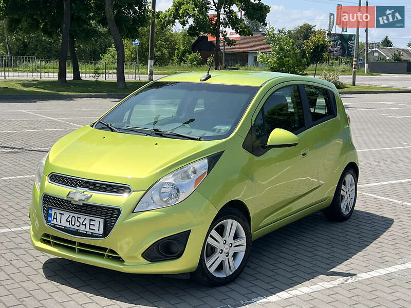 Хэтчбек Chevrolet Spark 2013 в 