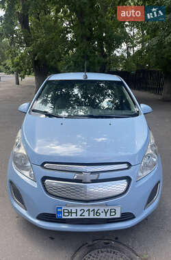 Хэтчбек Chevrolet Spark 2013 в 