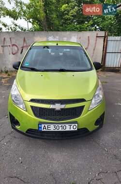 Хэтчбек Chevrolet Spark 2011 в 