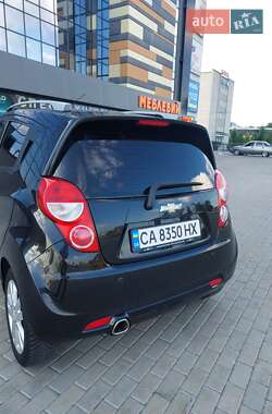 Хэтчбек Chevrolet Spark 2012 в 