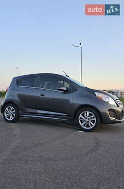 Хэтчбек Chevrolet Spark 2013 в 