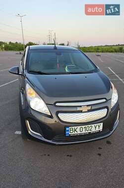 Хэтчбек Chevrolet Spark 2013 в 