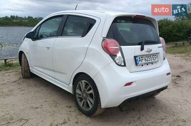Хэтчбек Chevrolet Spark 2015 в Киеве
