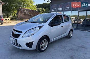 Хэтчбек Chevrolet Spark 2011 в Тернополе
