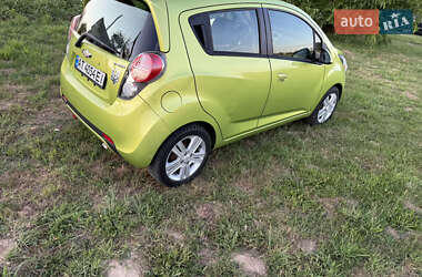 Хэтчбек Chevrolet Spark 2013 в 