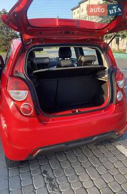 Хетчбек Chevrolet Spark 2013 в 