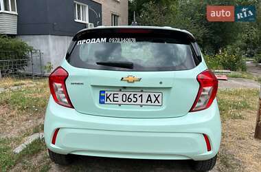 Хетчбек Chevrolet Spark 2017 в 