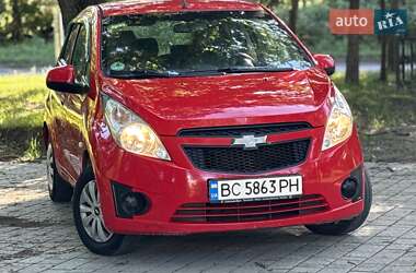 Хетчбек Chevrolet Spark 2011 в 