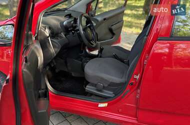 Хетчбек Chevrolet Spark 2011 в 