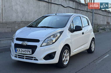 Хетчбек Chevrolet Spark 2014 в 