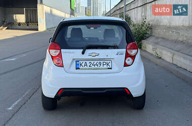 Хетчбек Chevrolet Spark 2014 в 