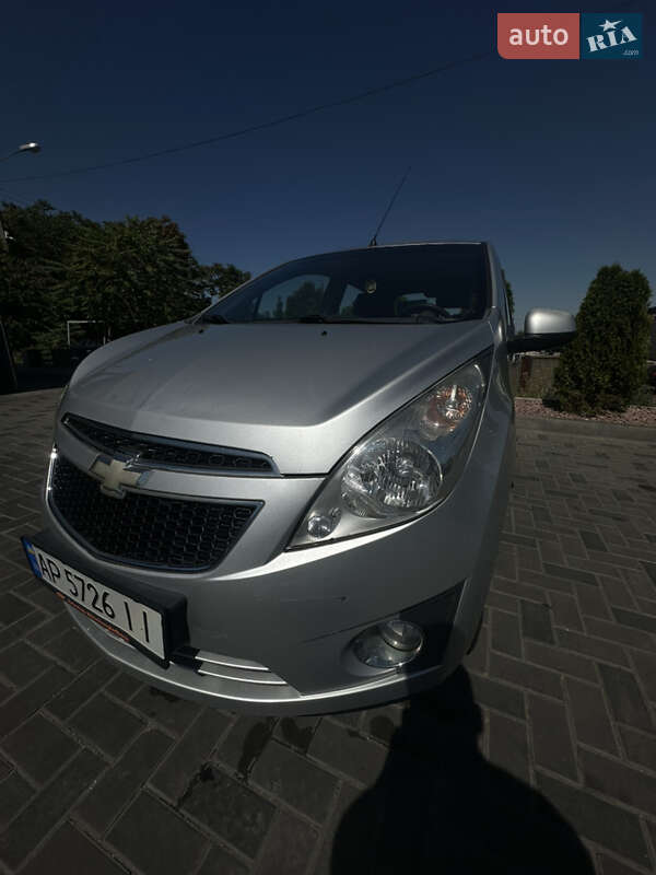 Хэтчбек Chevrolet Spark 2011 в Запорожье