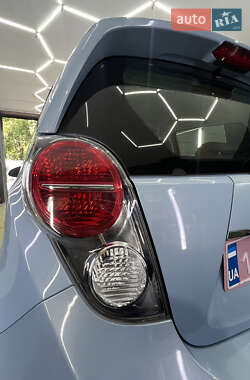 Хэтчбек Chevrolet Spark 2016 в 