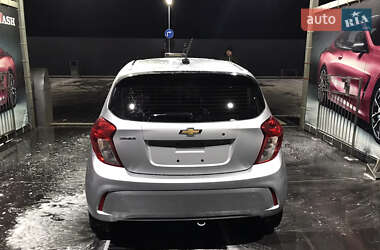 Хэтчбек Chevrolet Spark 2020 в 